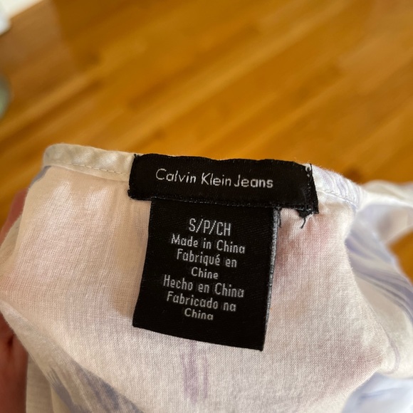 Calvin Klein top womens small shirt purple white lightweight short sleeve - Picture 4 of 5